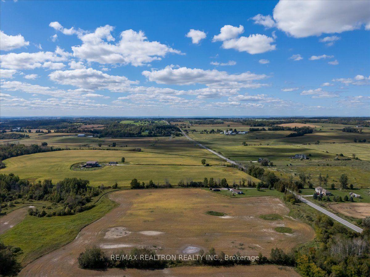Photo 9 of 2755 4th Line, Innisfil, Rural Innisfil — HOMEH