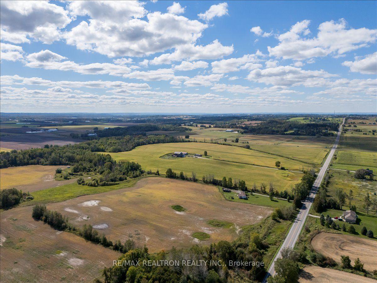 Photo 10 of 2755 4th Line, Innisfil, Rural Innisfil — HOMEH