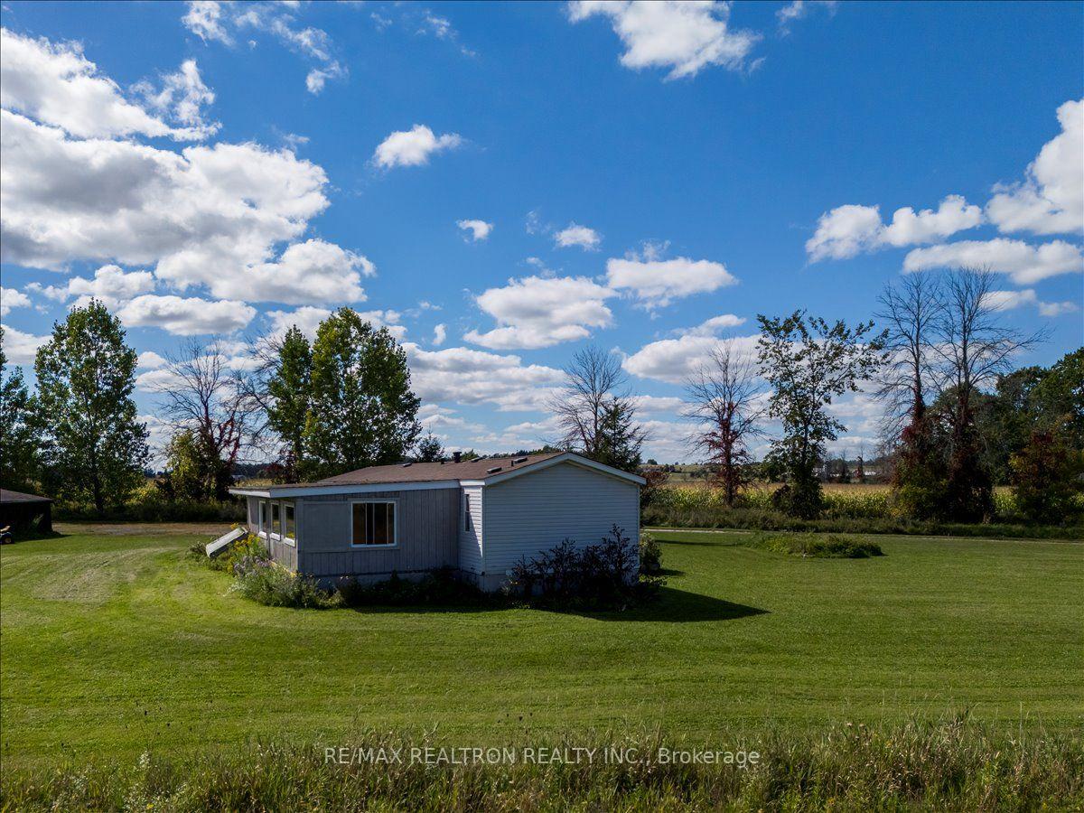 Photo 13 of 2755 4th Line, Innisfil, Rural Innisfil — HOMEH