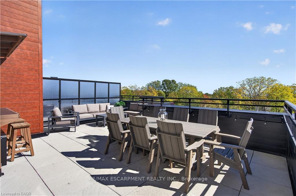 Photo 29 of Unit 304, 30 Hamilton Street S, Hamilton, Waterdown — HOMEH