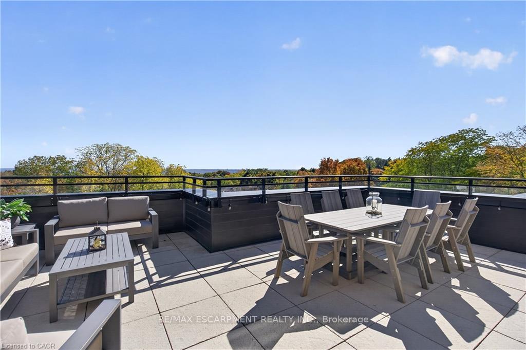 Photo 31 of Unit 304, 30 Hamilton Street S, Hamilton, Waterdown — HOMEH