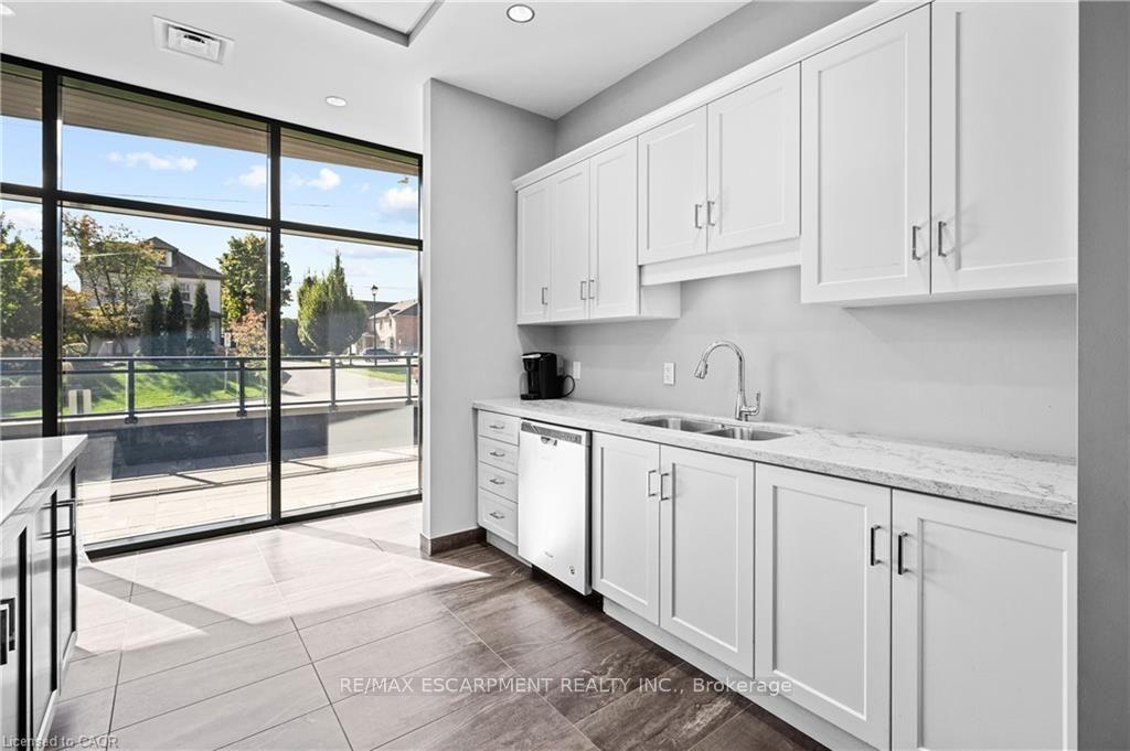 Photo 45 of Unit 304, 30 Hamilton Street S, Hamilton, Waterdown — HOMEH