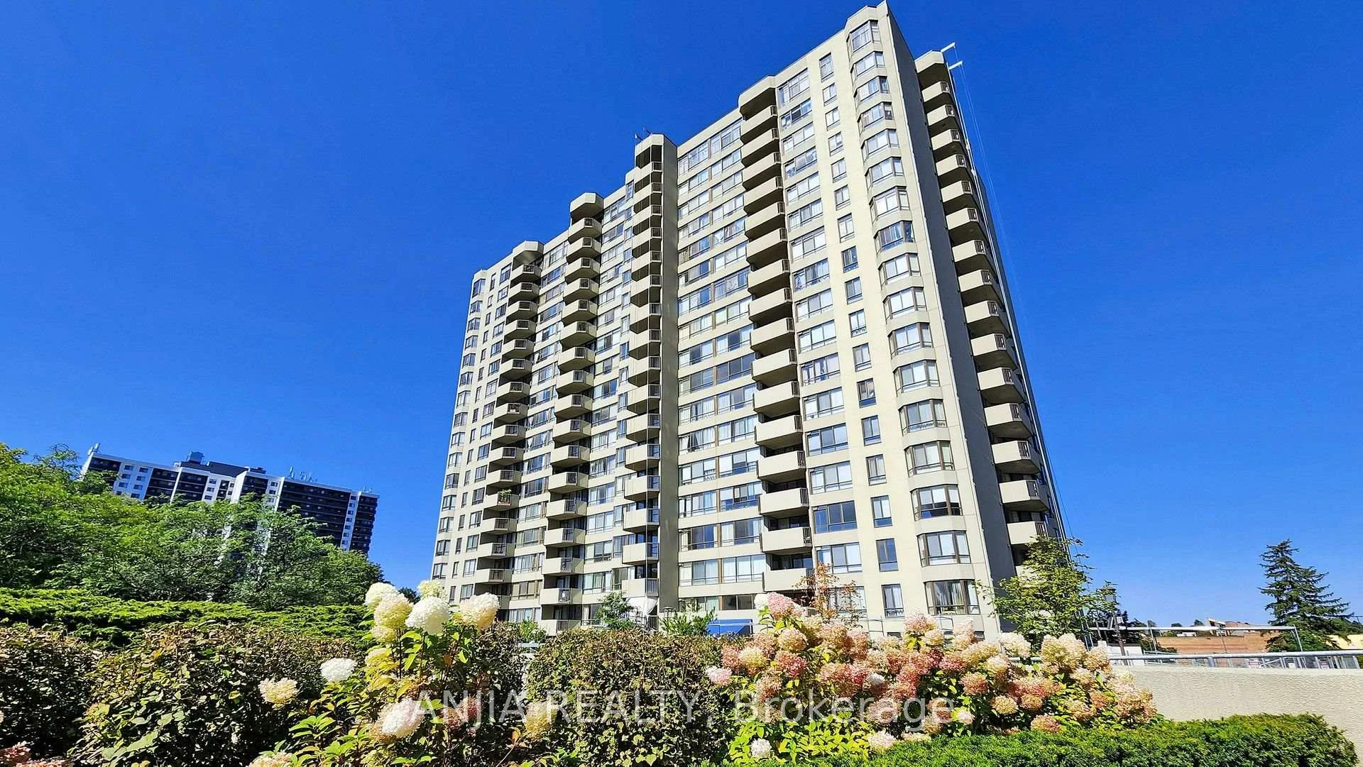 Photo of Unit 1107, -275 Bamburgh Circle