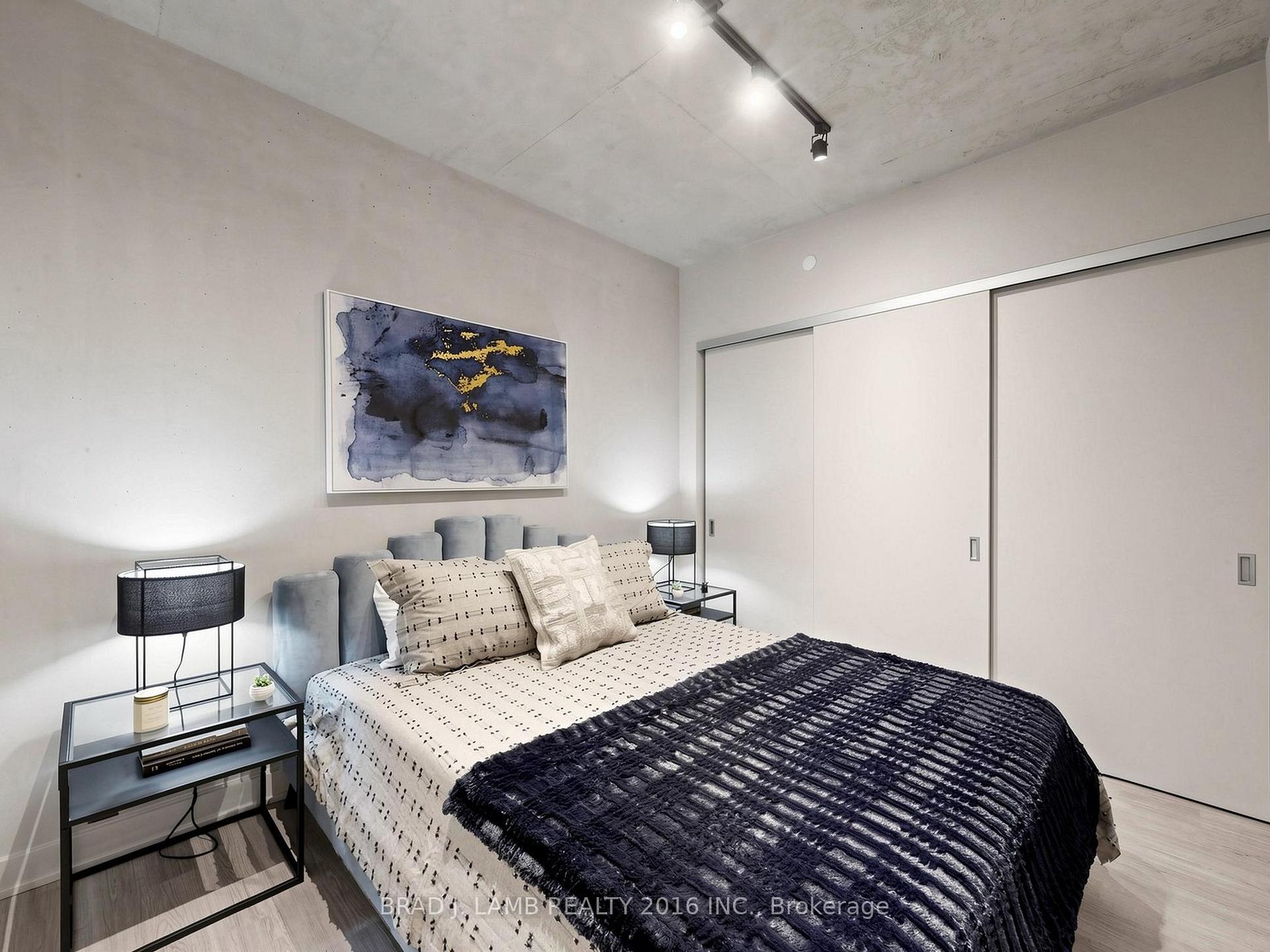 Photo 27 of Unit 305, 284 King Street E, Toronto, Moss Park — HOMEH