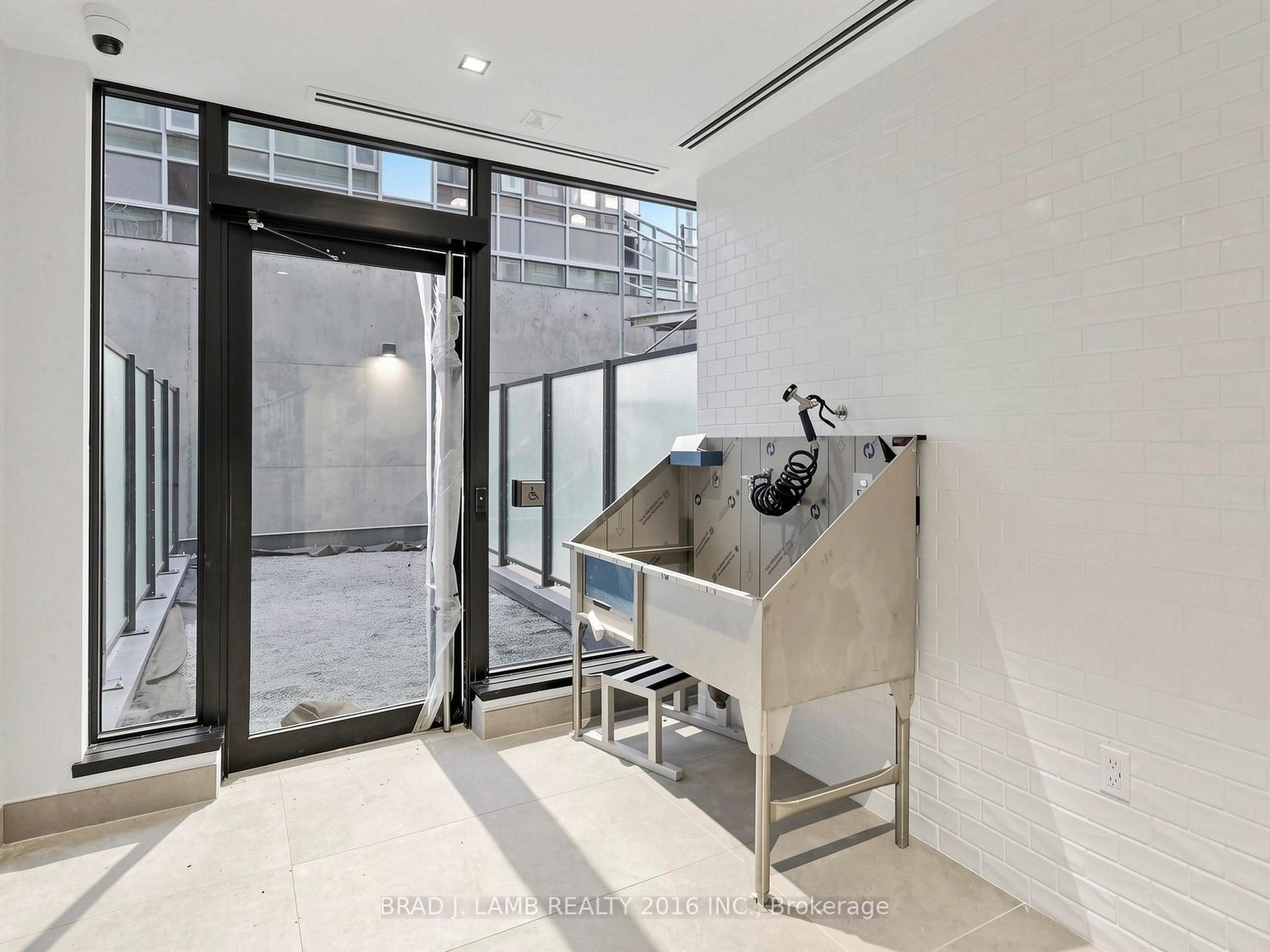 Photo 43 of Unit 305, 284 King Street E, Toronto, Moss Park — HOMEH