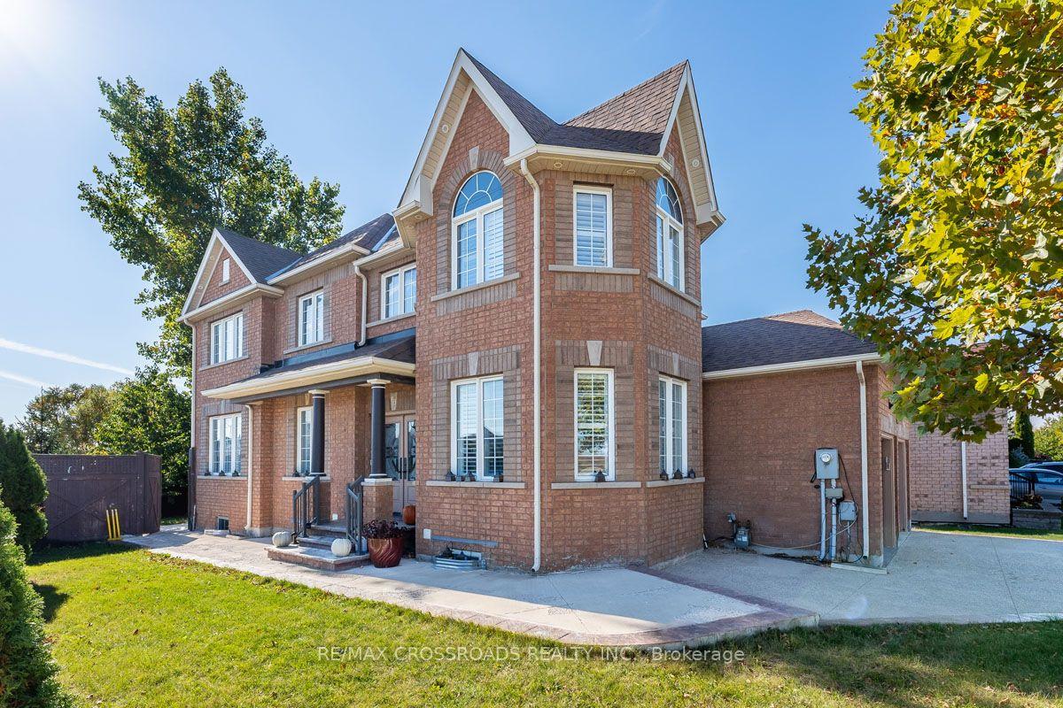 Photo 2 of 1090 Trudeau Drive, Milton, Beaty — HOMEH