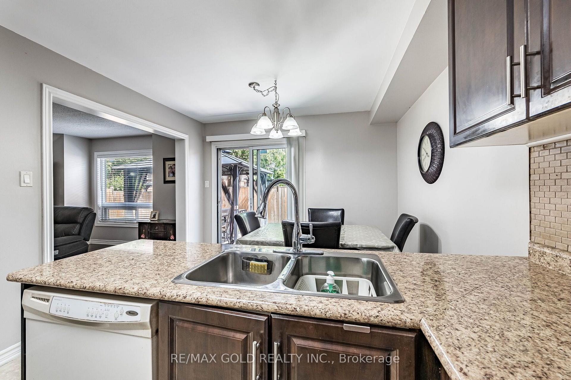 Photo 16 of 23 Rain Lily Lane, Brampton, Sandringham-Wellington — HOMEH