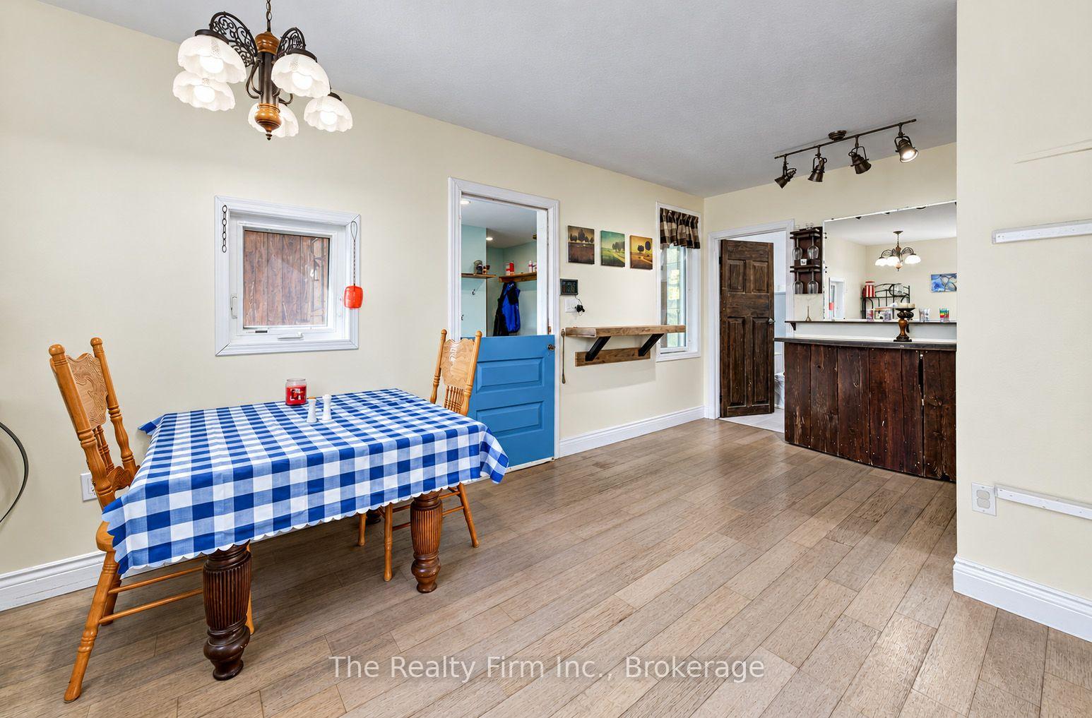 Photo 11 of 27 Mill St Street W, Perth East, Milverton — HOMEH