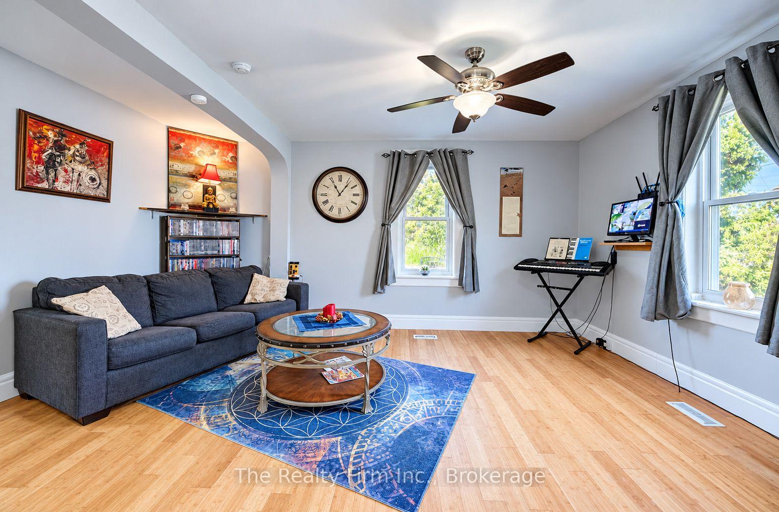 Photo 16 of 27 Mill St Street W, Perth East, Milverton — HOMEH