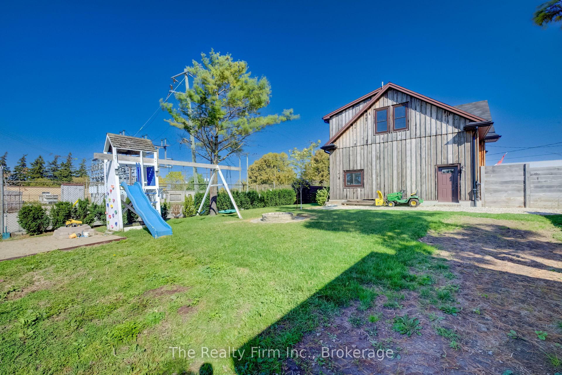 Photo 41 of 27 Mill St Street W, Perth East, Milverton — HOMEH