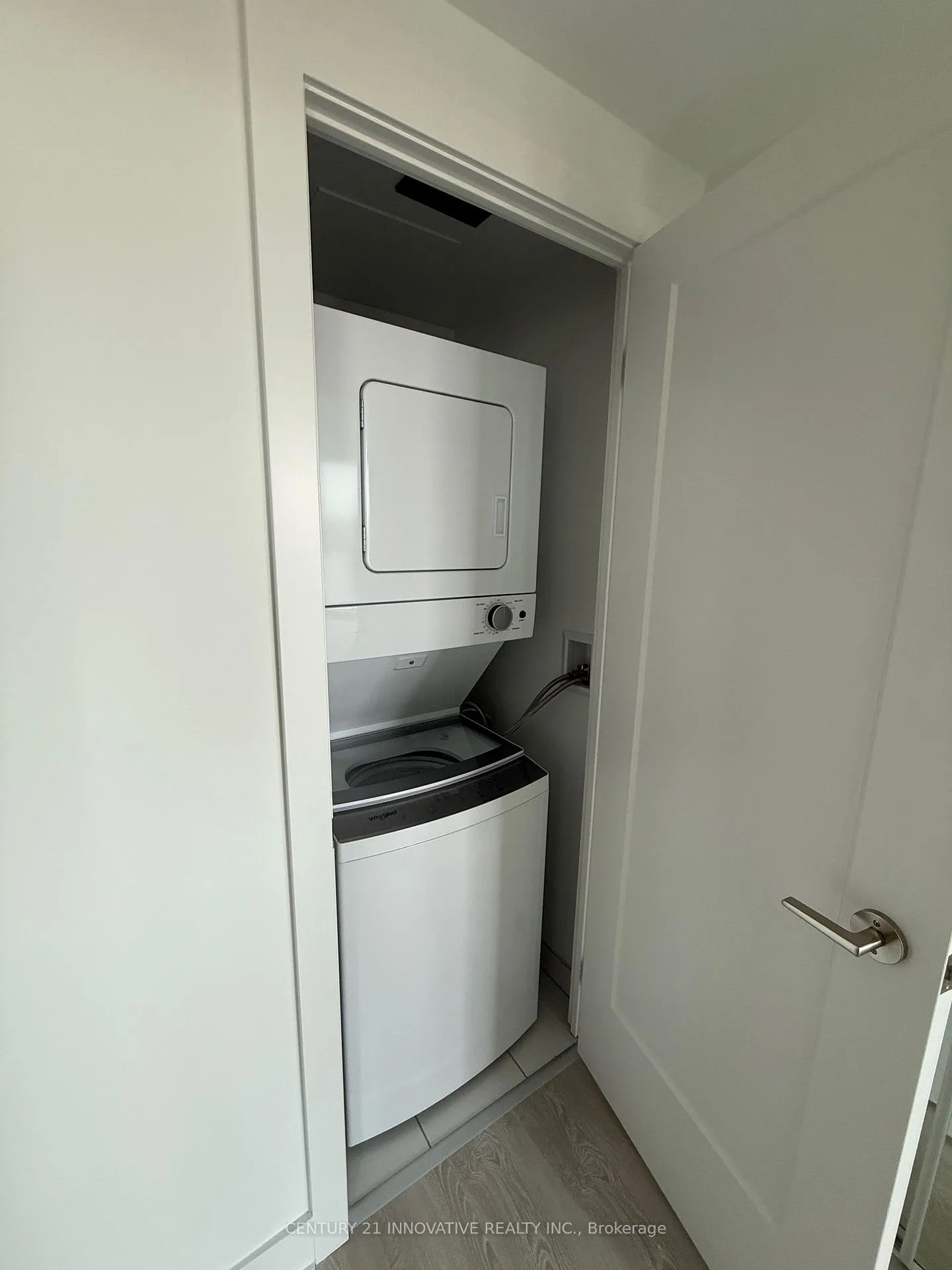 Photo 8 of Unit 2303, 2545 Simcoe Street N, Oshawa, Windfields — HOMEH