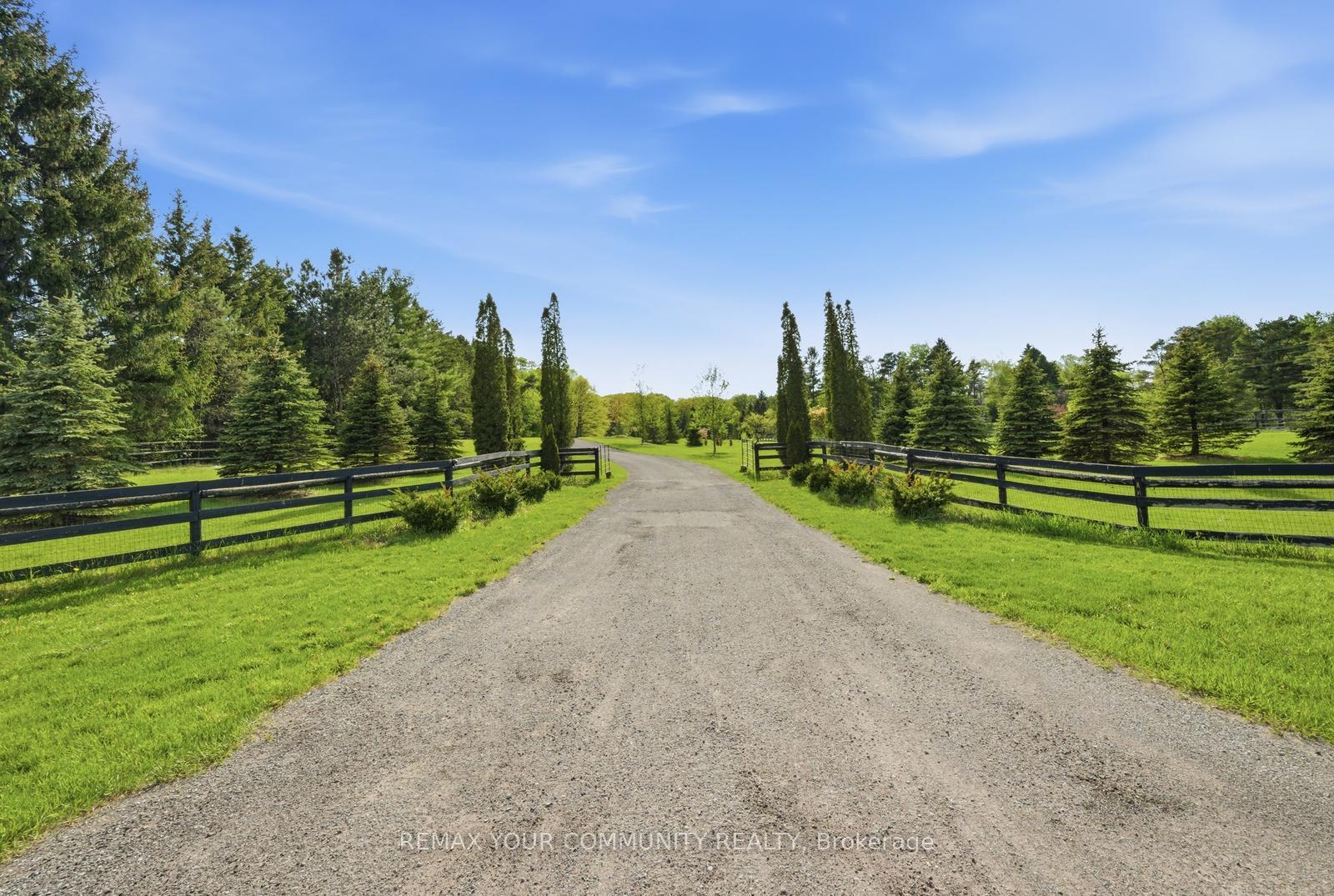 Photo 3 of 16902 Mccowan Road, Whitchurch-Stouffville, Rural Whitchurch-Stouffville — HOMEH