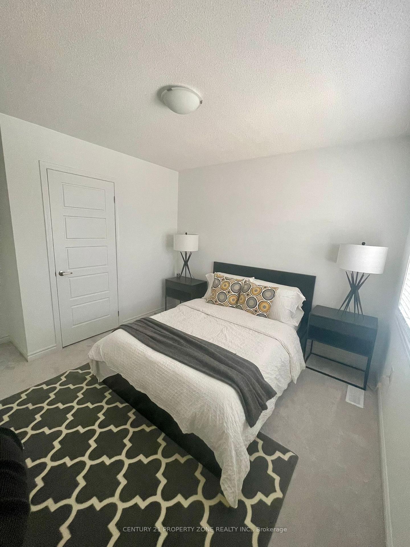 Photo 9 of 1735 Thames Circle, Milton, Bowes — HOMEH