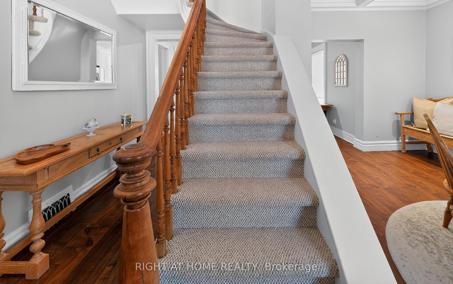 Photo 21 of 41 Hincks Street, St. Thomas — HOMEH