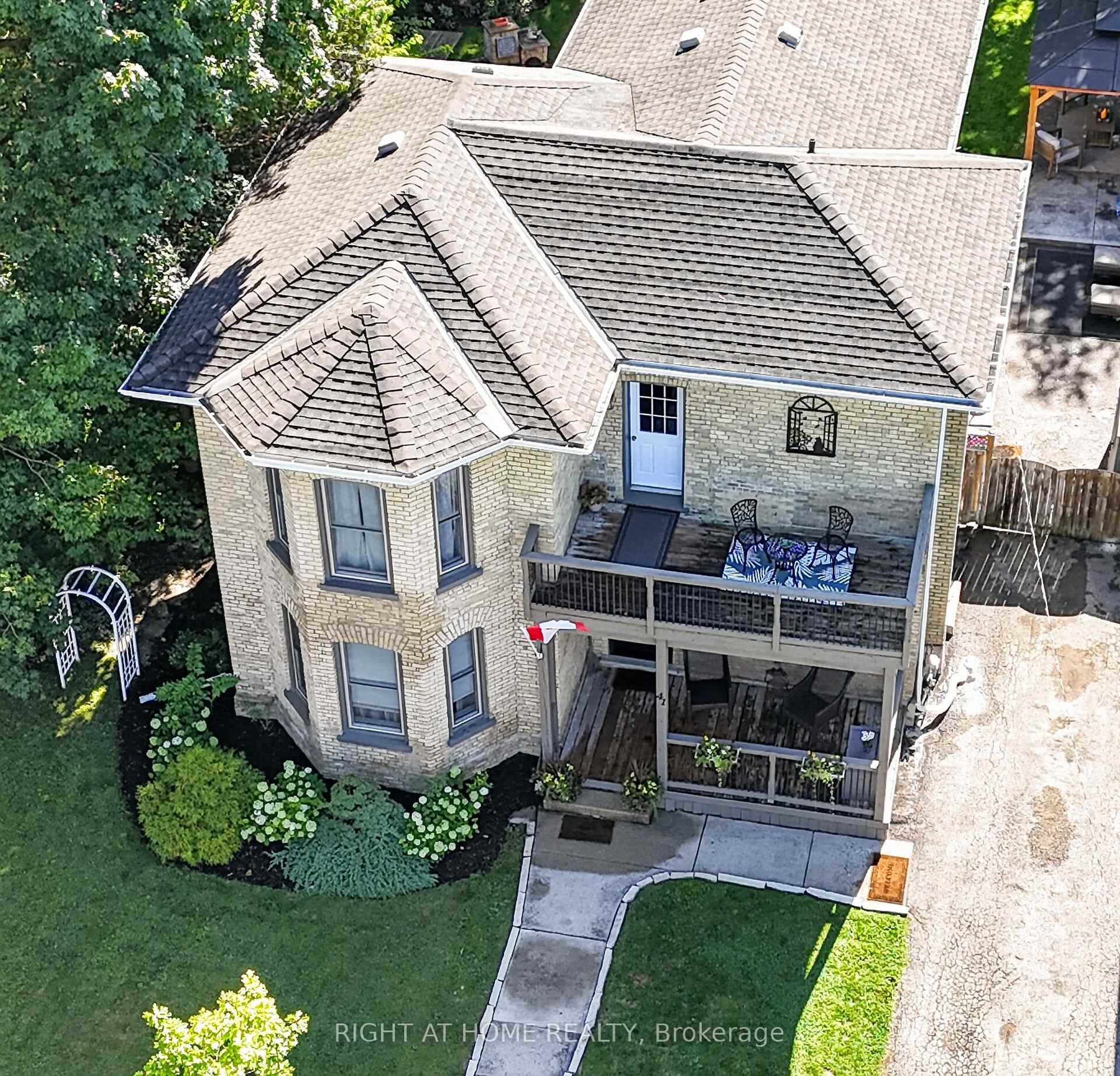 Photo 47 of 41 Hincks Street, St. Thomas — HOMEH