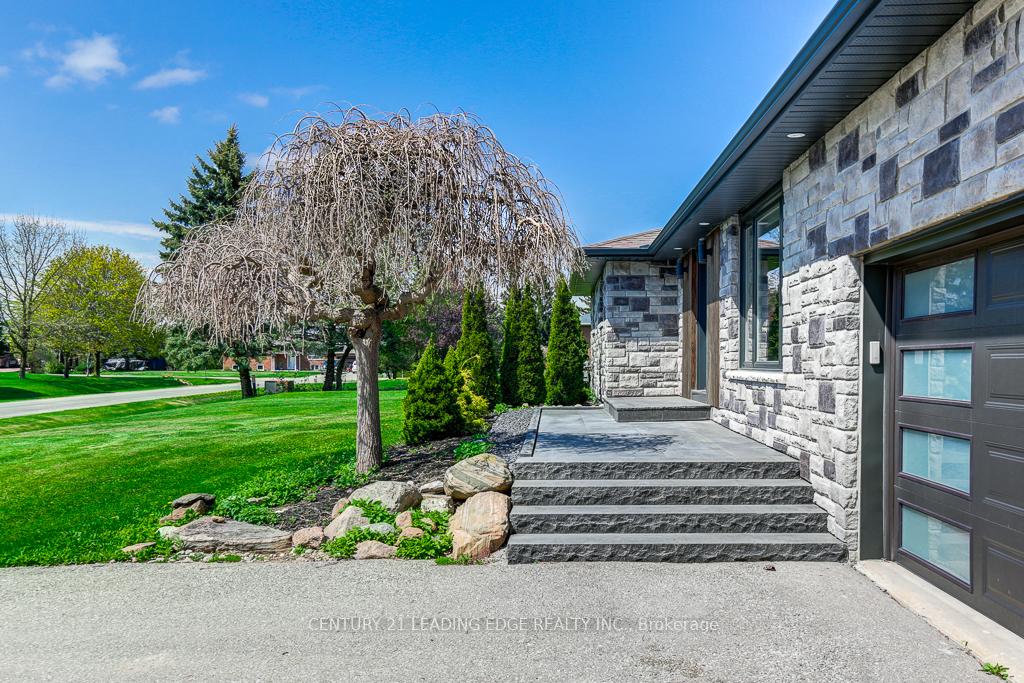 Photo 3 of 3 Haley Drive, Adjala-Tosorontio, Loretto — HOMEH