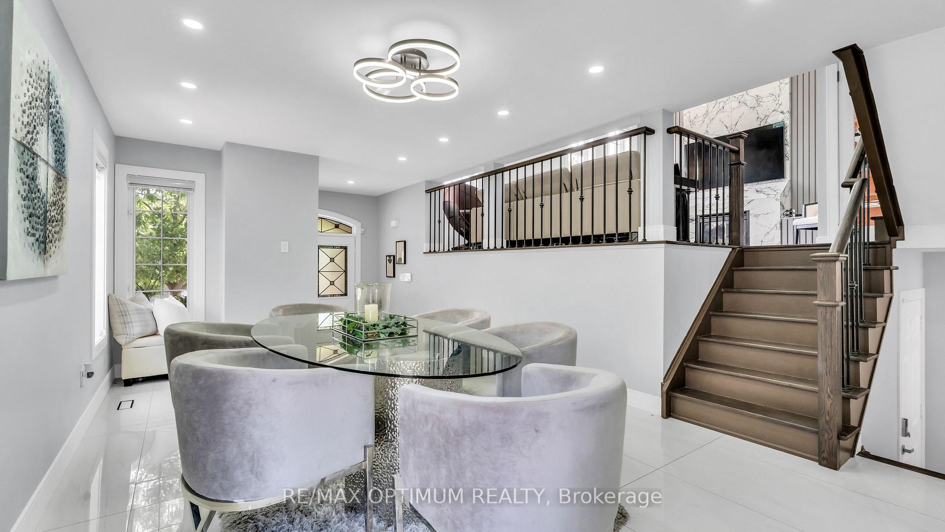 Photo 9 of 82 Penbridge Circle, Brampton, Fletcher's Meadow — HOMEH