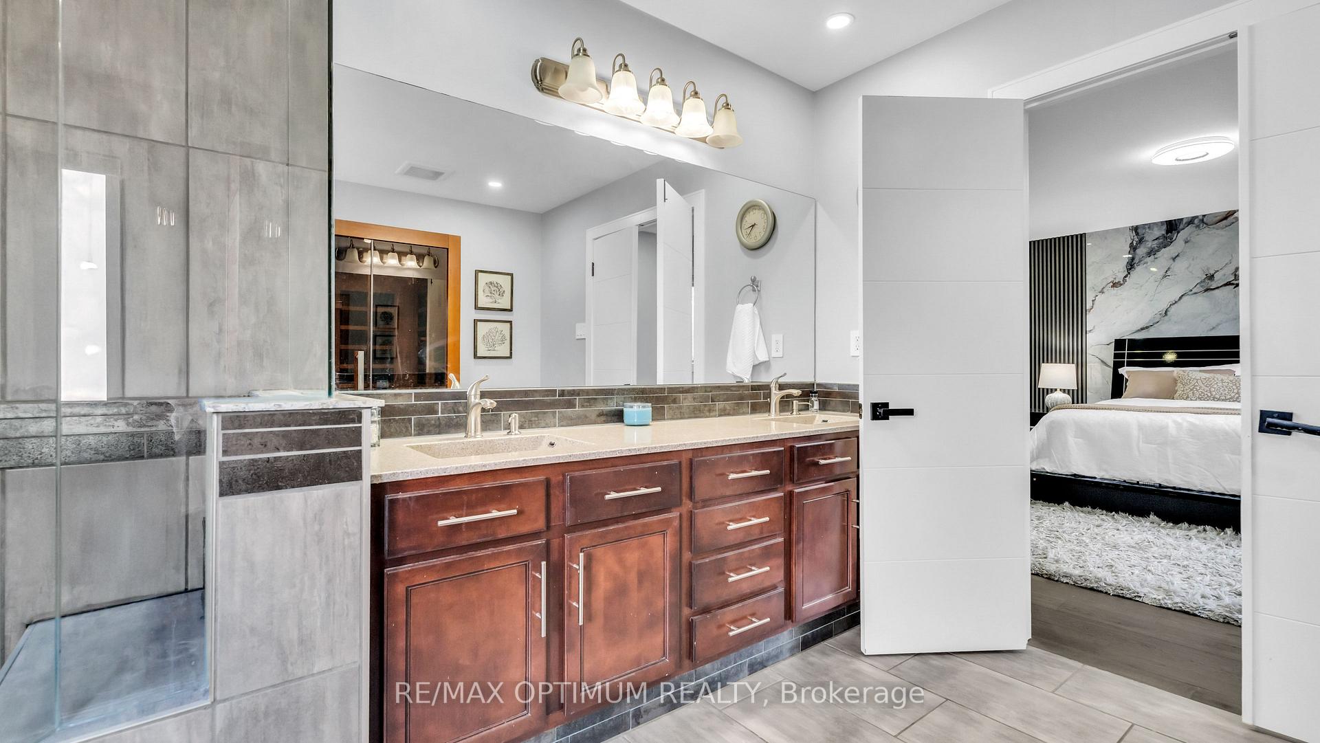 Photo 28 of 82 Penbridge Circle, Brampton, Fletcher's Meadow — HOMEH