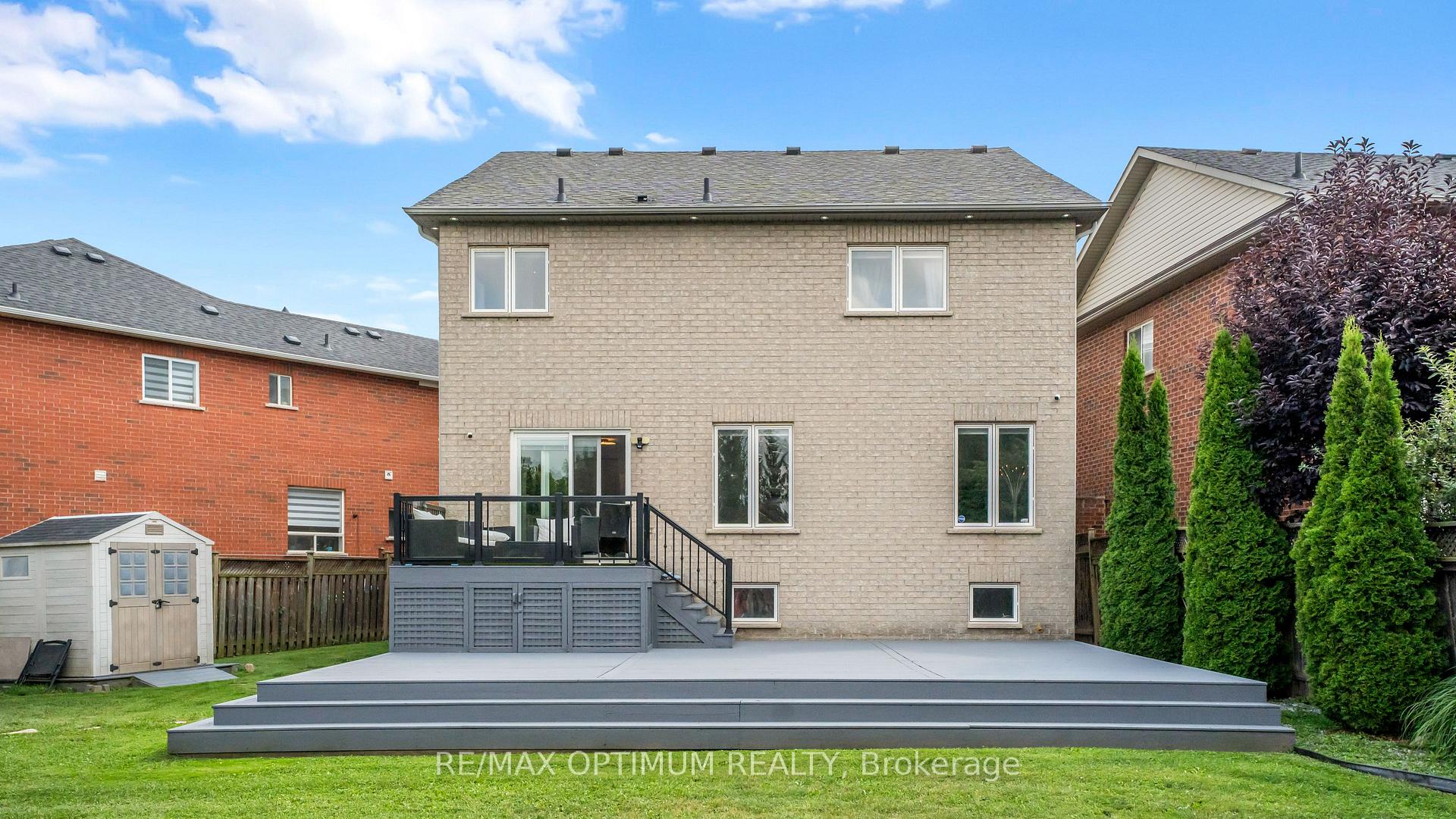Photo 39 of 82 Penbridge Circle, Brampton, Fletcher's Meadow — HOMEH