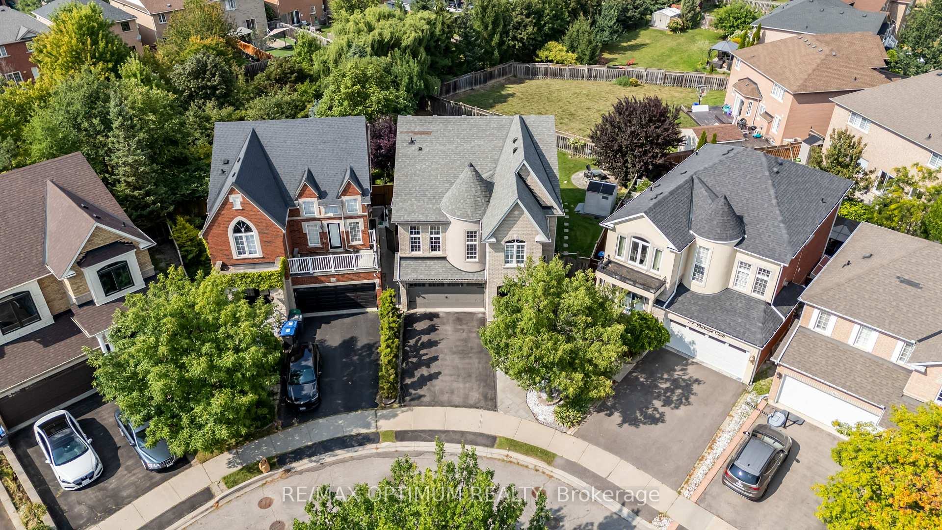 Photo 44 of 82 Penbridge Circle, Brampton, Fletcher's Meadow — HOMEH