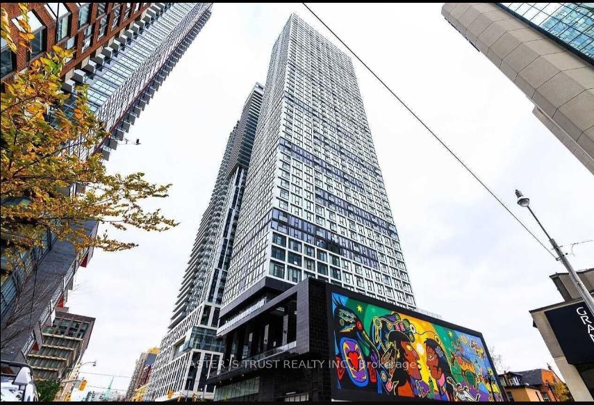 Photo of Unit 4109, 181 Dundas Street E