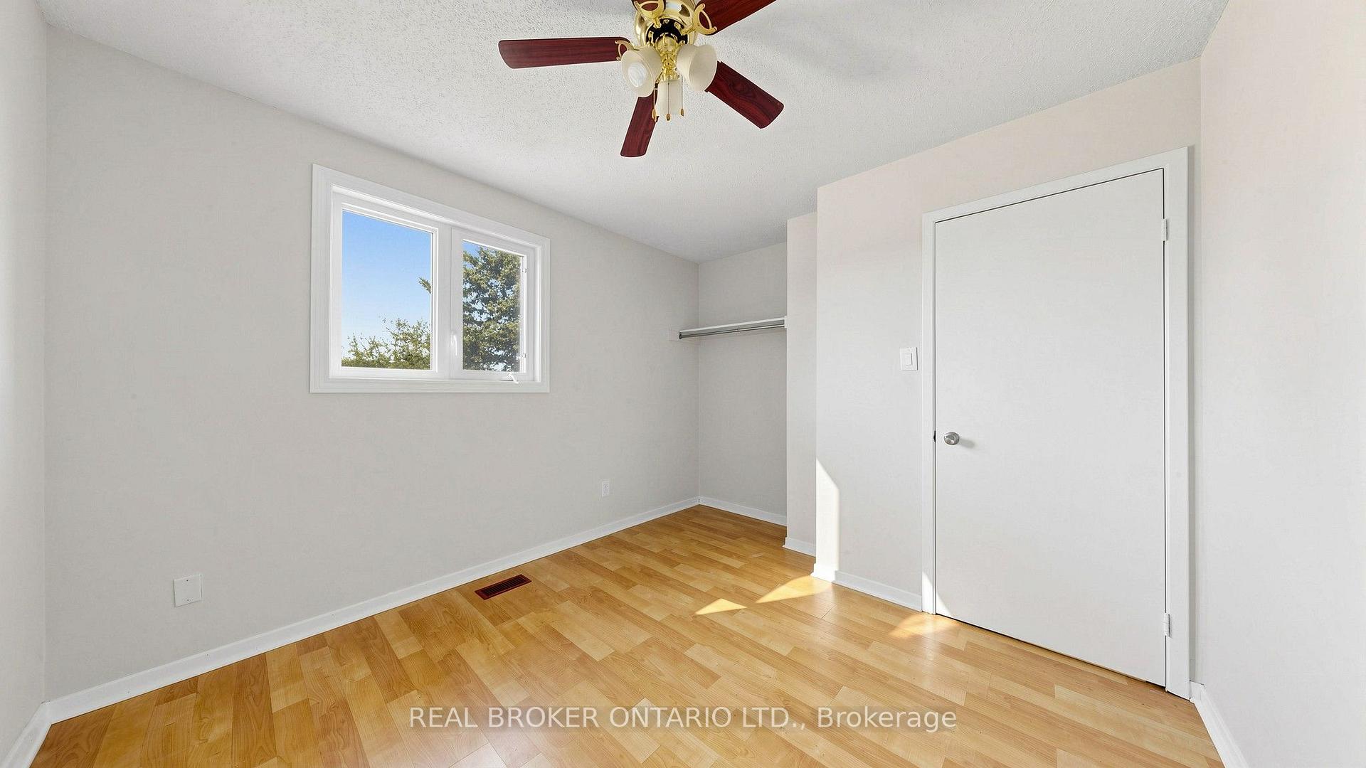 Photo 18 of 33 Fountainbridge Drive, Caledon, Bolton East — HOMEH