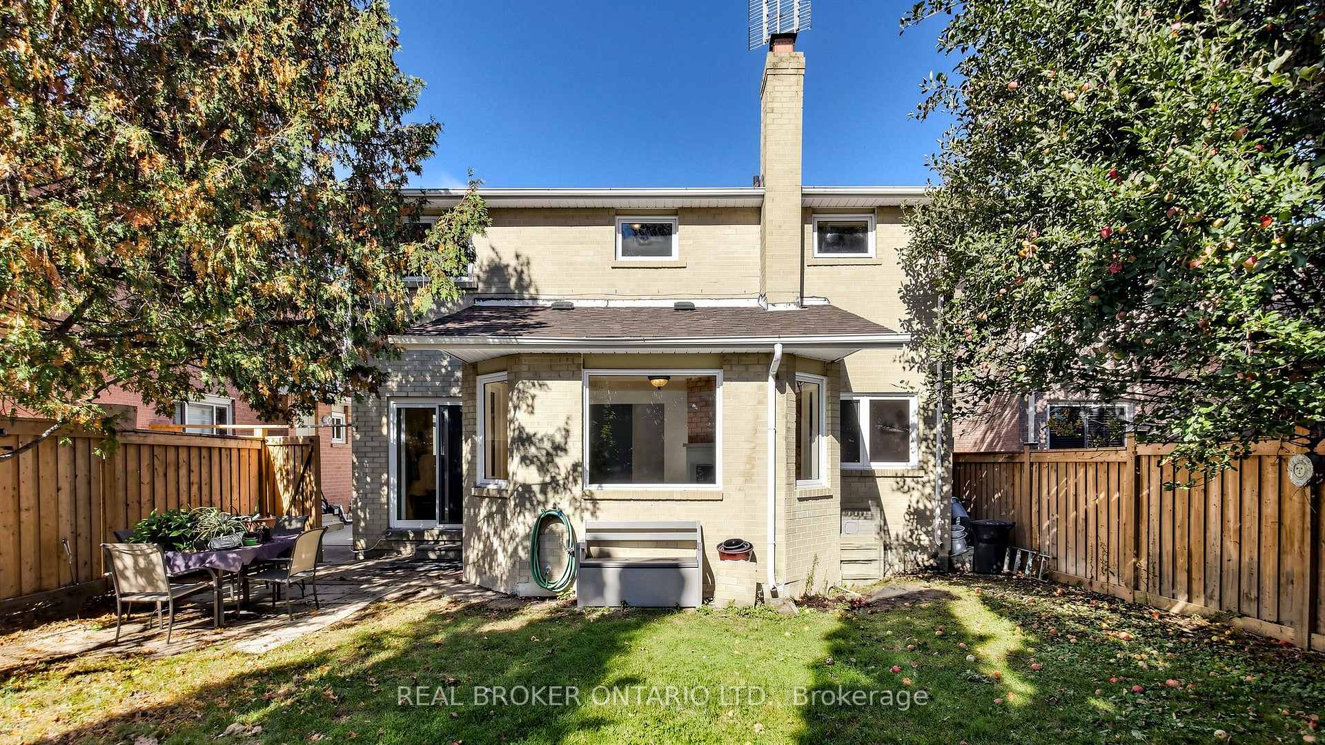 Photo 24 of 33 Fountainbridge Drive, Caledon, Bolton East — HOMEH