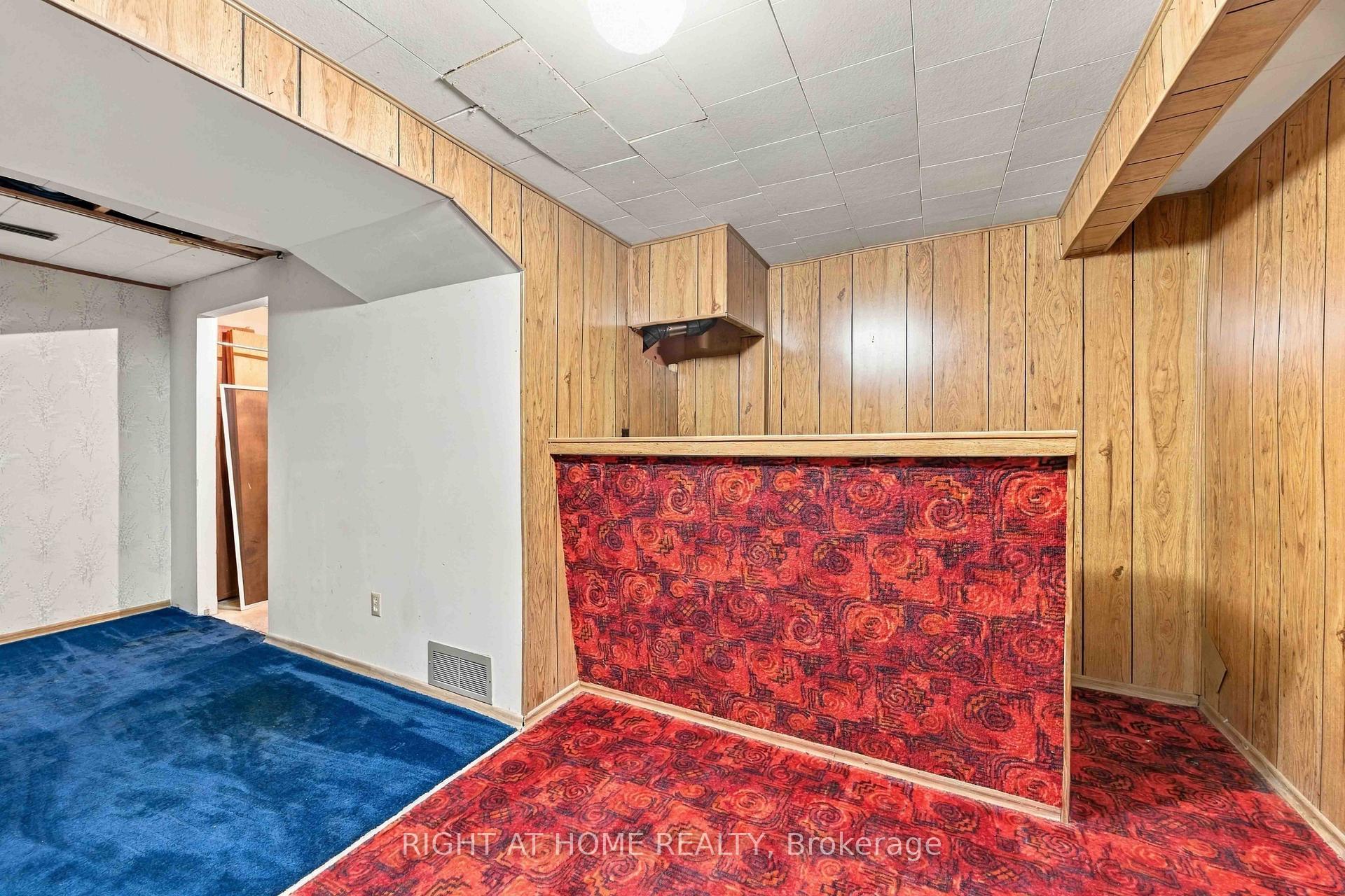 Photo 23 of 51 Maplestone Avenue, Sarnia — HOMEH