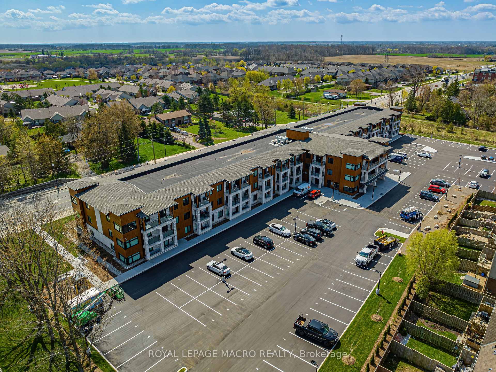 Photo 2 of Unit 317, 3120 Regional 56 Road, Hamilton, Binbrook — HOMEH