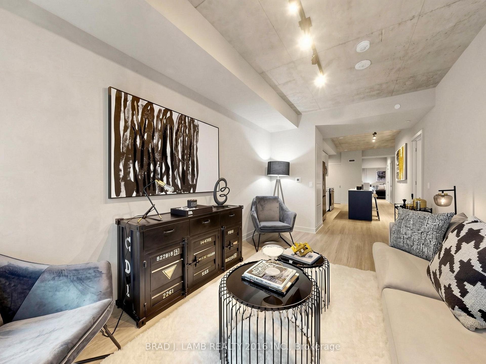 Photo 5 of Unit 405, 284 King Street E, Toronto, Moss Park — HOMEH