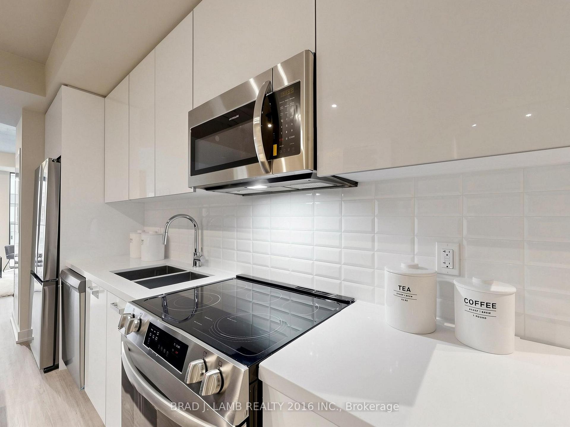 Photo 14 of Unit 405, 284 King Street E, Toronto, Moss Park — HOMEH