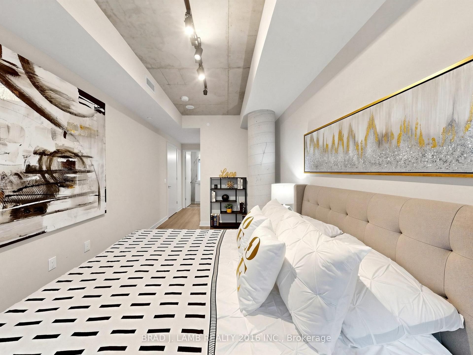 Photo 22 of Unit 405, 284 King Street E, Toronto, Moss Park — HOMEH