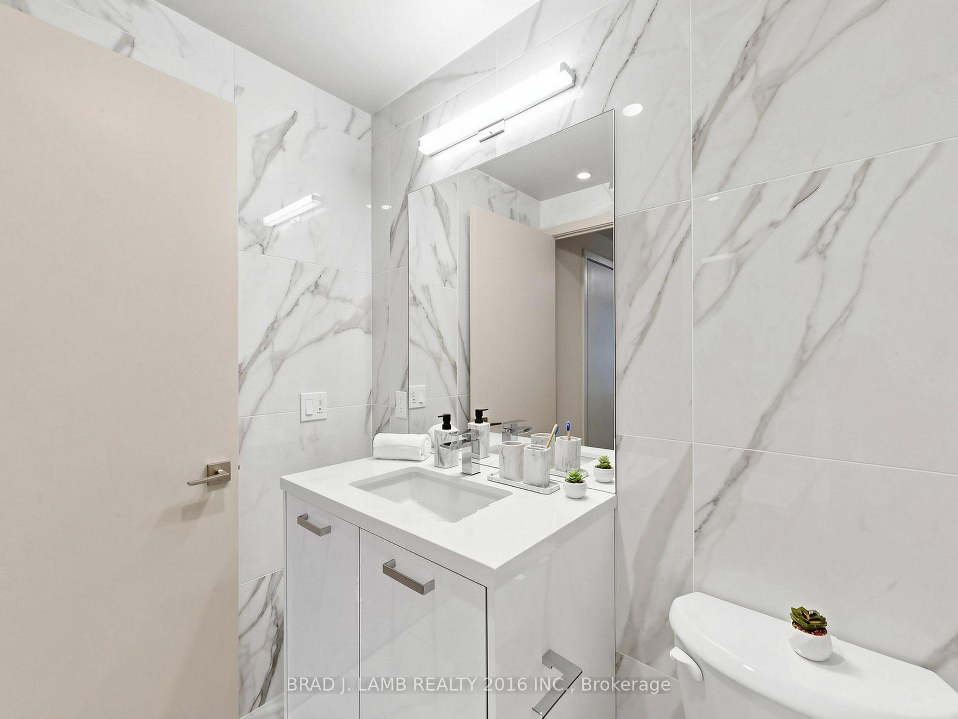 Photo 25 of Unit 405, 284 King Street E, Toronto, Moss Park — HOMEH