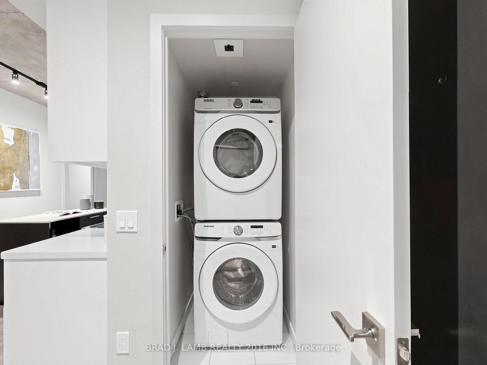 Photo 34 of Unit 405, 284 King Street E, Toronto, Moss Park — HOMEH