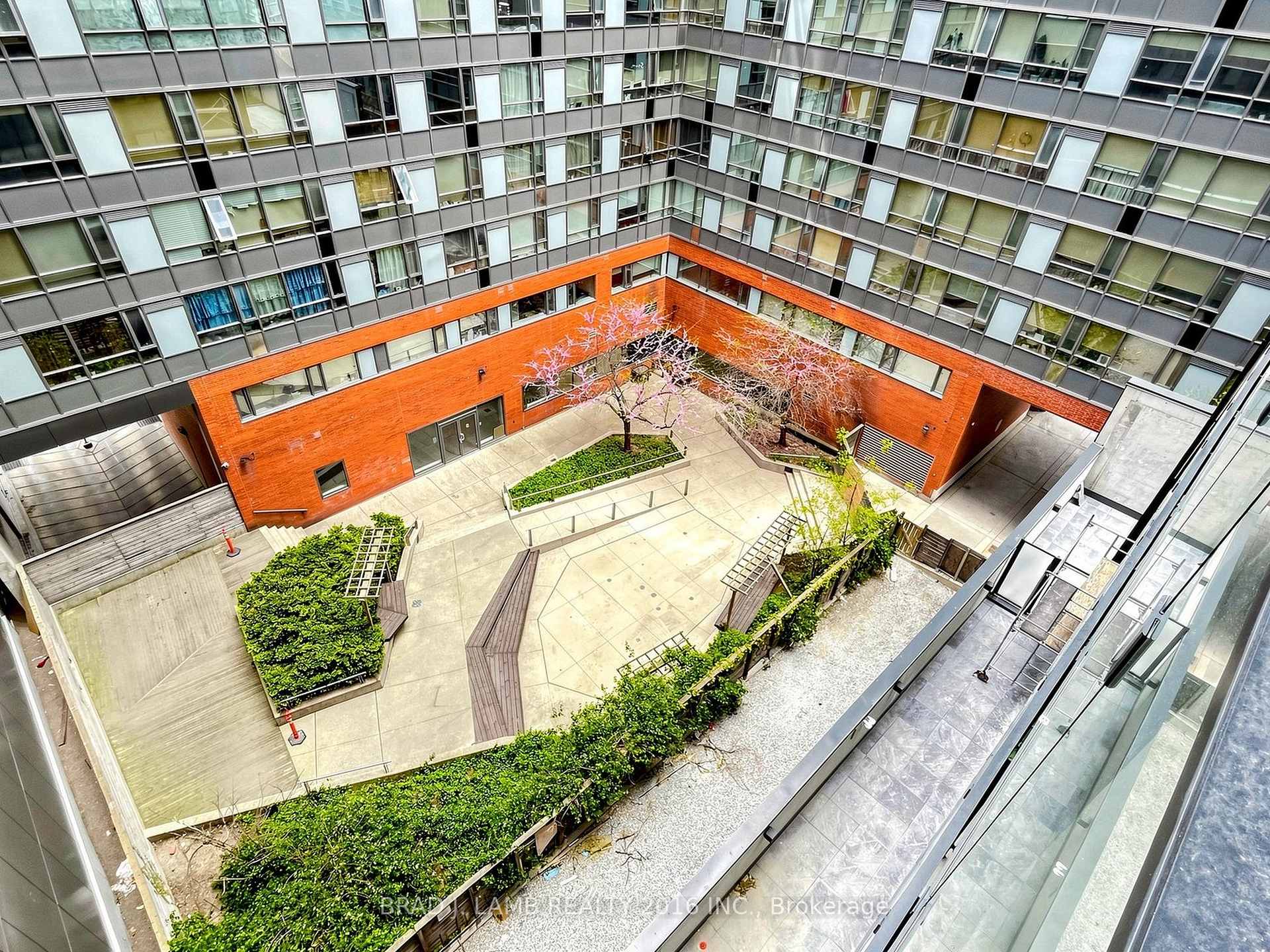 Photo 41 of Unit 405, 284 King Street E, Toronto, Moss Park — HOMEH