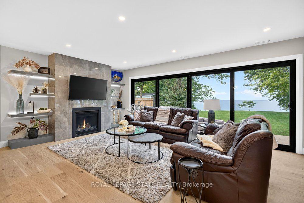 Photo 3 of 90 Lakeside Drive, Grimsby, Grimsby Beach — HOMEH