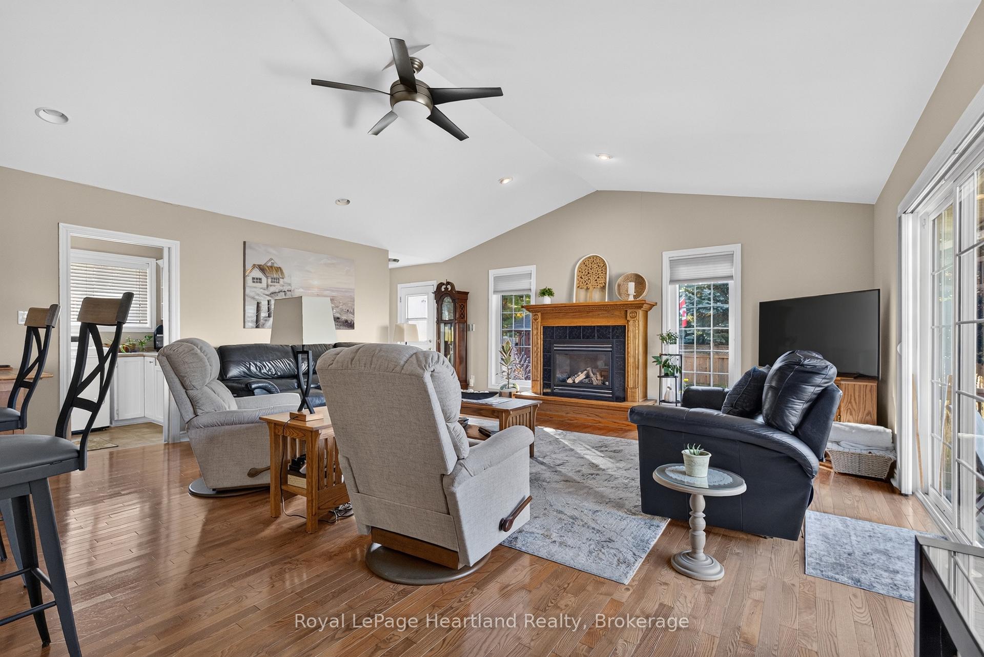 Photo 11 of 9 Sherwood Crescent, South Huron, Exeter — HOMEH