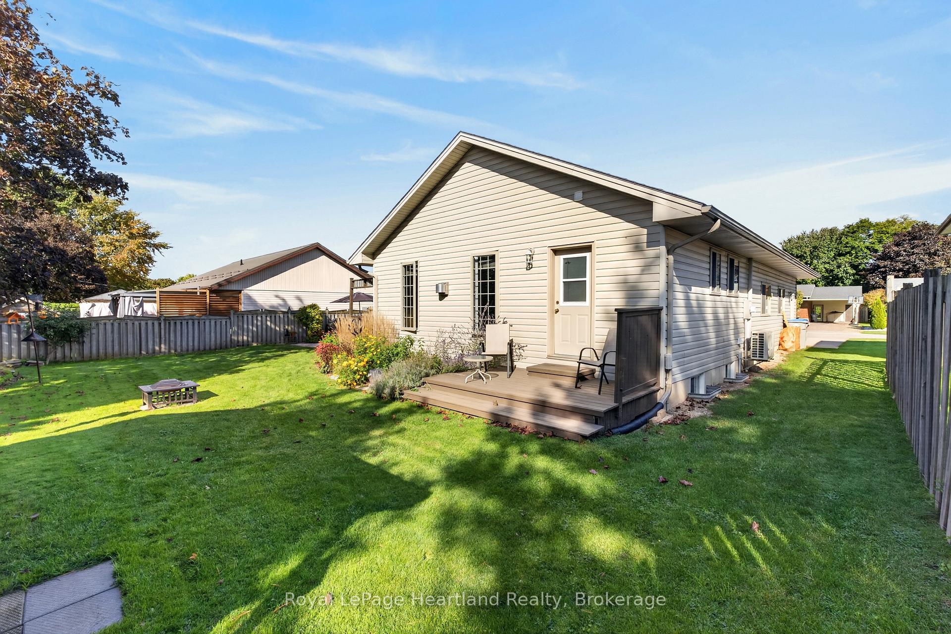 Photo 35 of 9 Sherwood Crescent, South Huron, Exeter — HOMEH