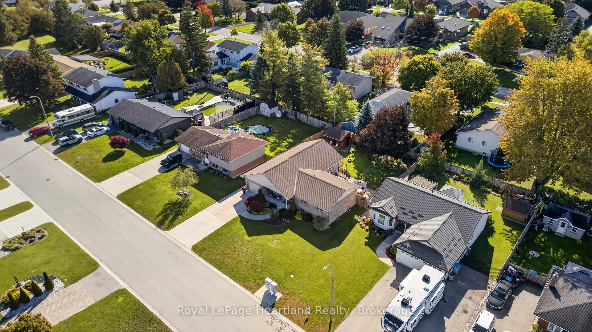 Photo 39 of 9 Sherwood Crescent, South Huron, Exeter — HOMEH