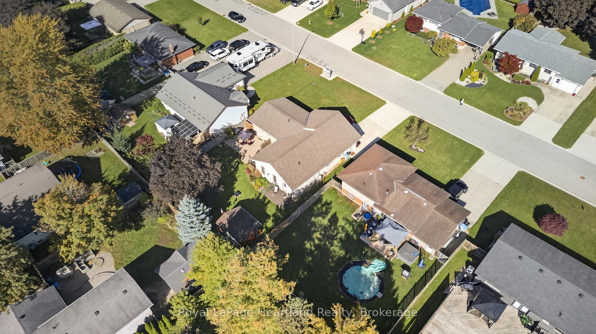 Photo 42 of 9 Sherwood Crescent, South Huron, Exeter — HOMEH