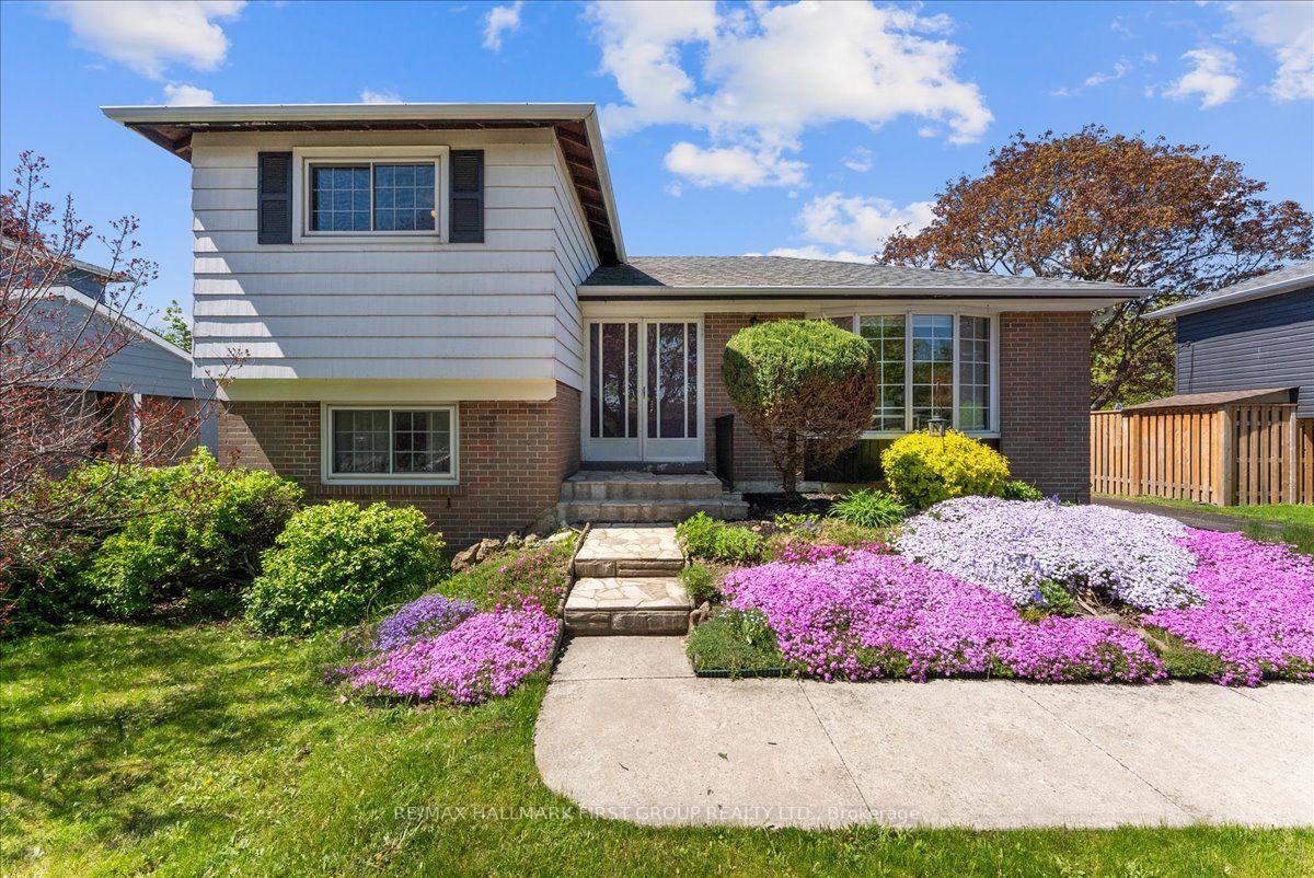 Photo 6 of 820 Bem Avenue, Pickering, Bay Ridges — HOMEH