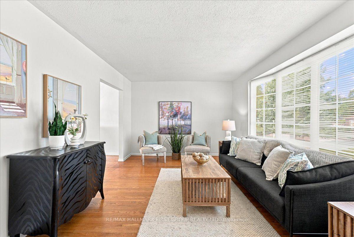 Photo 8 of 820 Bem Avenue, Pickering, Bay Ridges — HOMEH