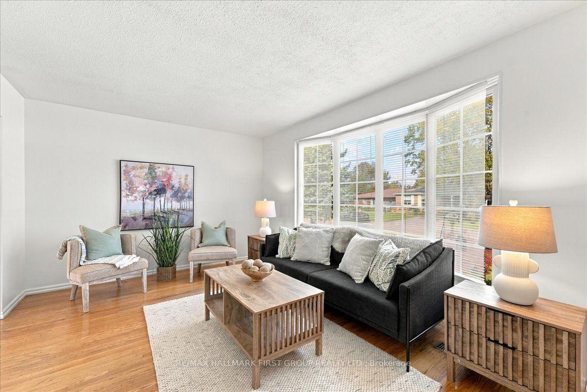 Photo 9 of 820 Bem Avenue, Pickering, Bay Ridges — HOMEH