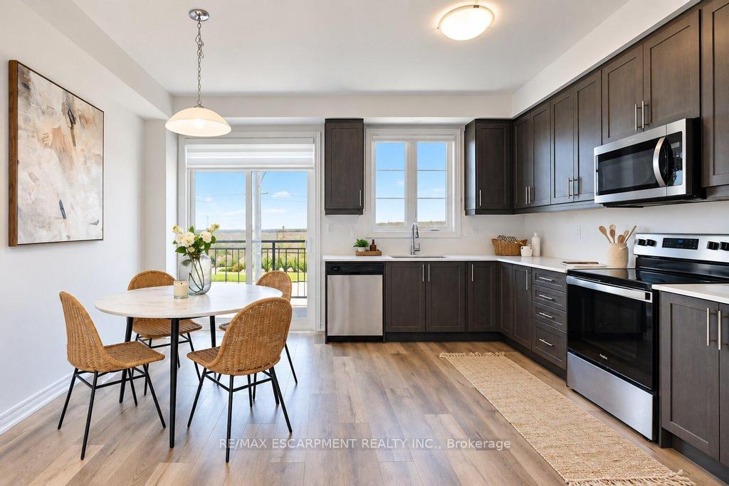 Photo 8 of Unit 29, 120 Court Drive, Brant, Paris — HOMEH