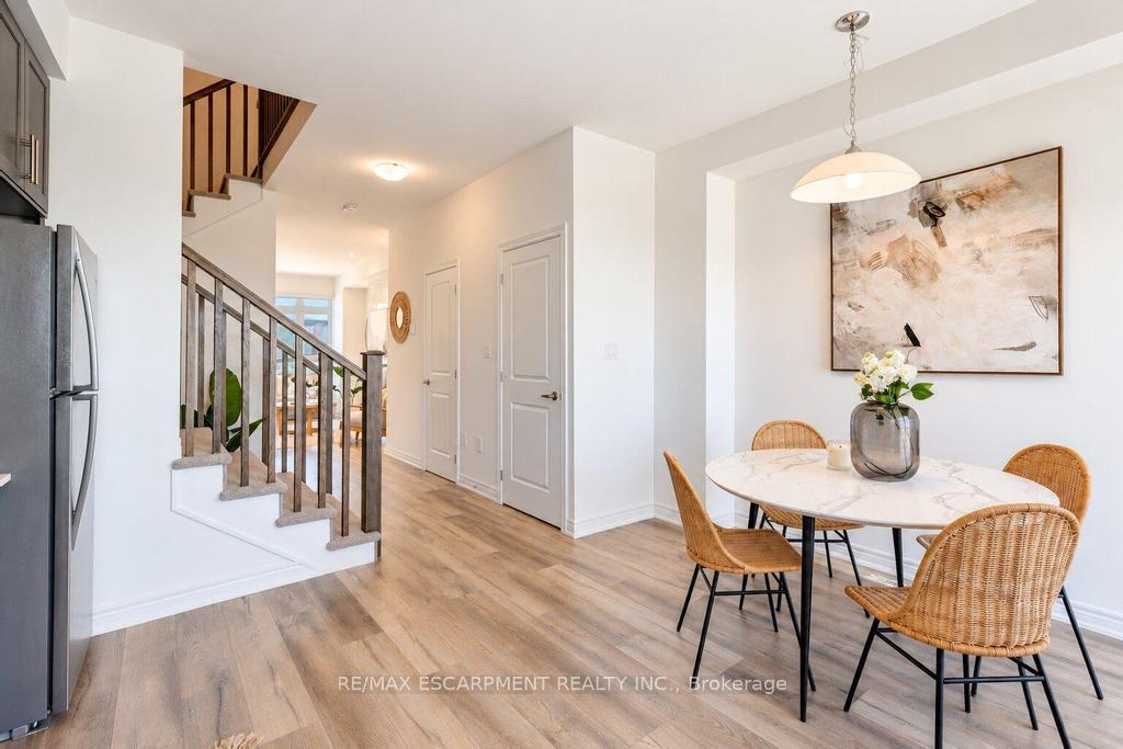 Photo 10 of Unit 29, 120 Court Drive, Brant, Paris — HOMEH