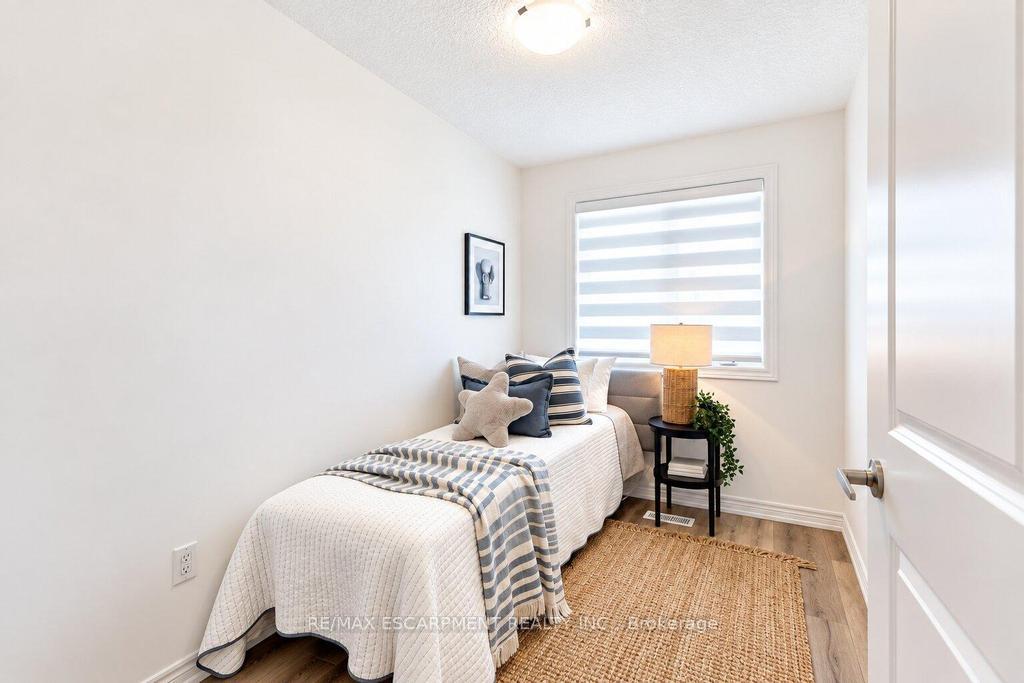 Photo 19 of Unit 29, 120 Court Drive, Brant, Paris — HOMEH