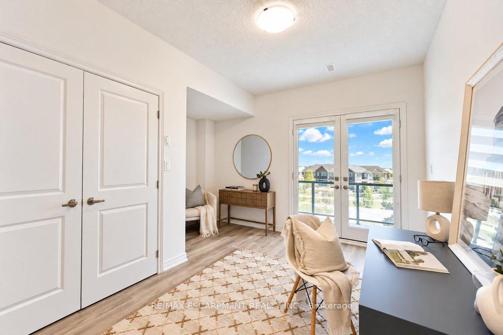 Photo 20 of Unit 29, 120 Court Drive, Brant, Paris — HOMEH