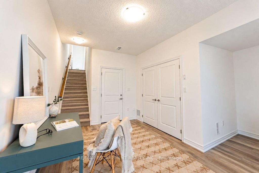 Photo 21 of Unit 29, 120 Court Drive, Brant, Paris — HOMEH