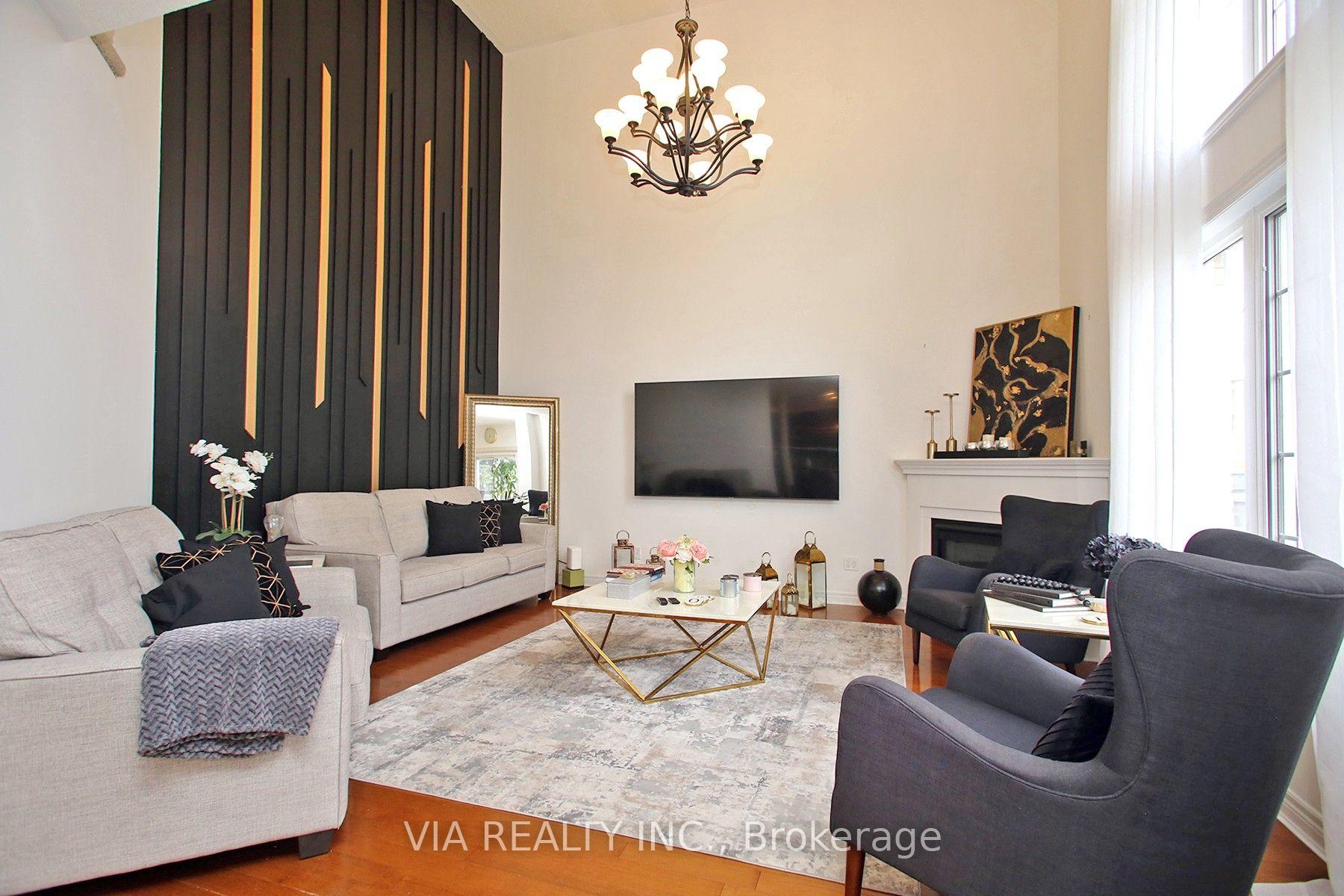 Photo 10 of 1533 Skyview Street, Oshawa, Taunton — HOMEH