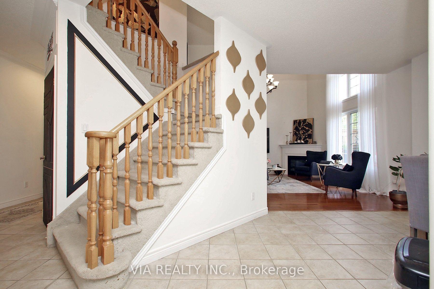 Photo 12 of 1533 Skyview Street, Oshawa, Taunton — HOMEH